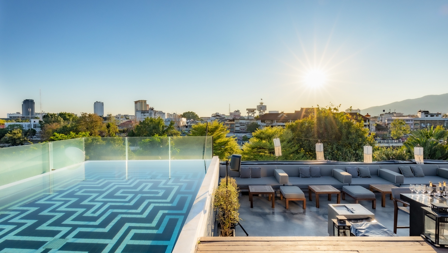 Restaurants & Bars - Riverside Dining & Rooftop bliss - sala lanna Chiang Mai