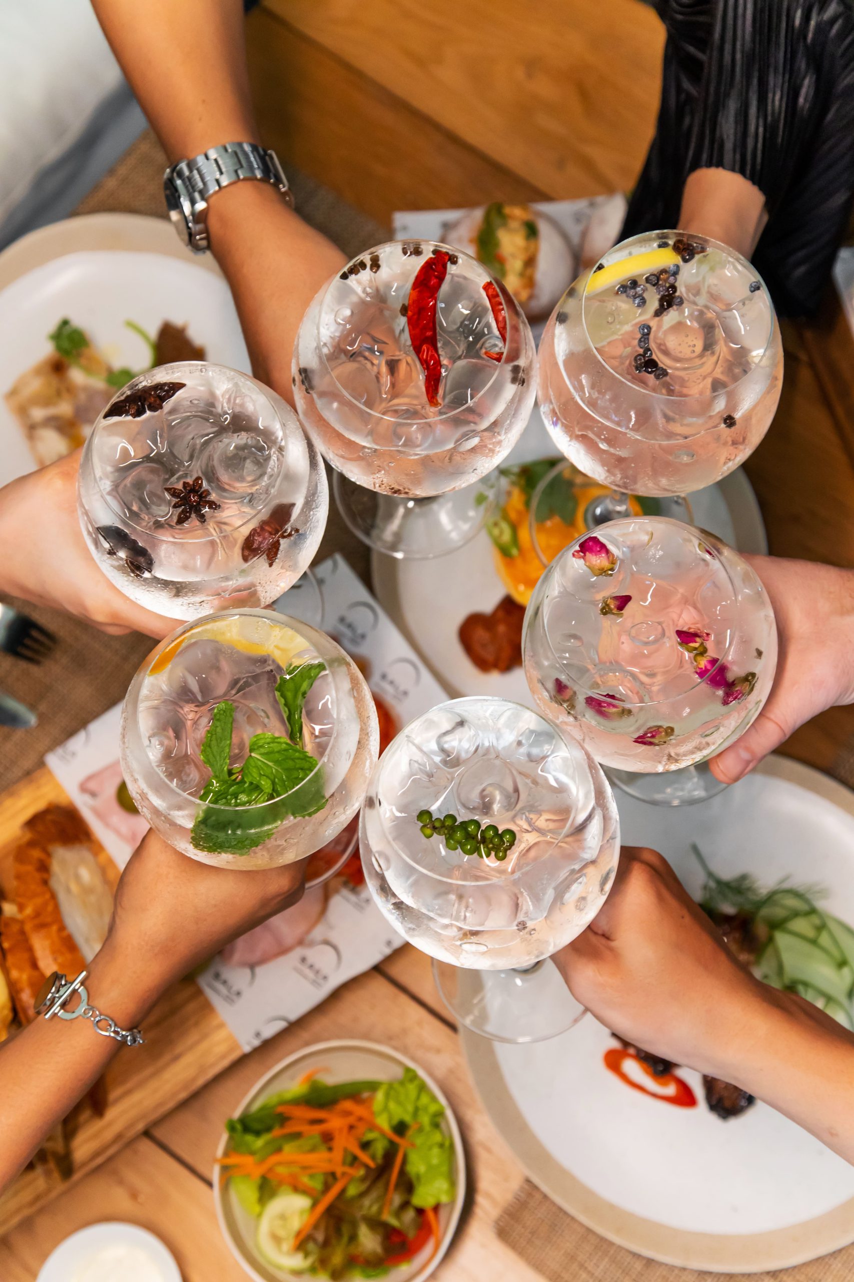 The Tent Beachfront Restaurant & Bar Sunday Social