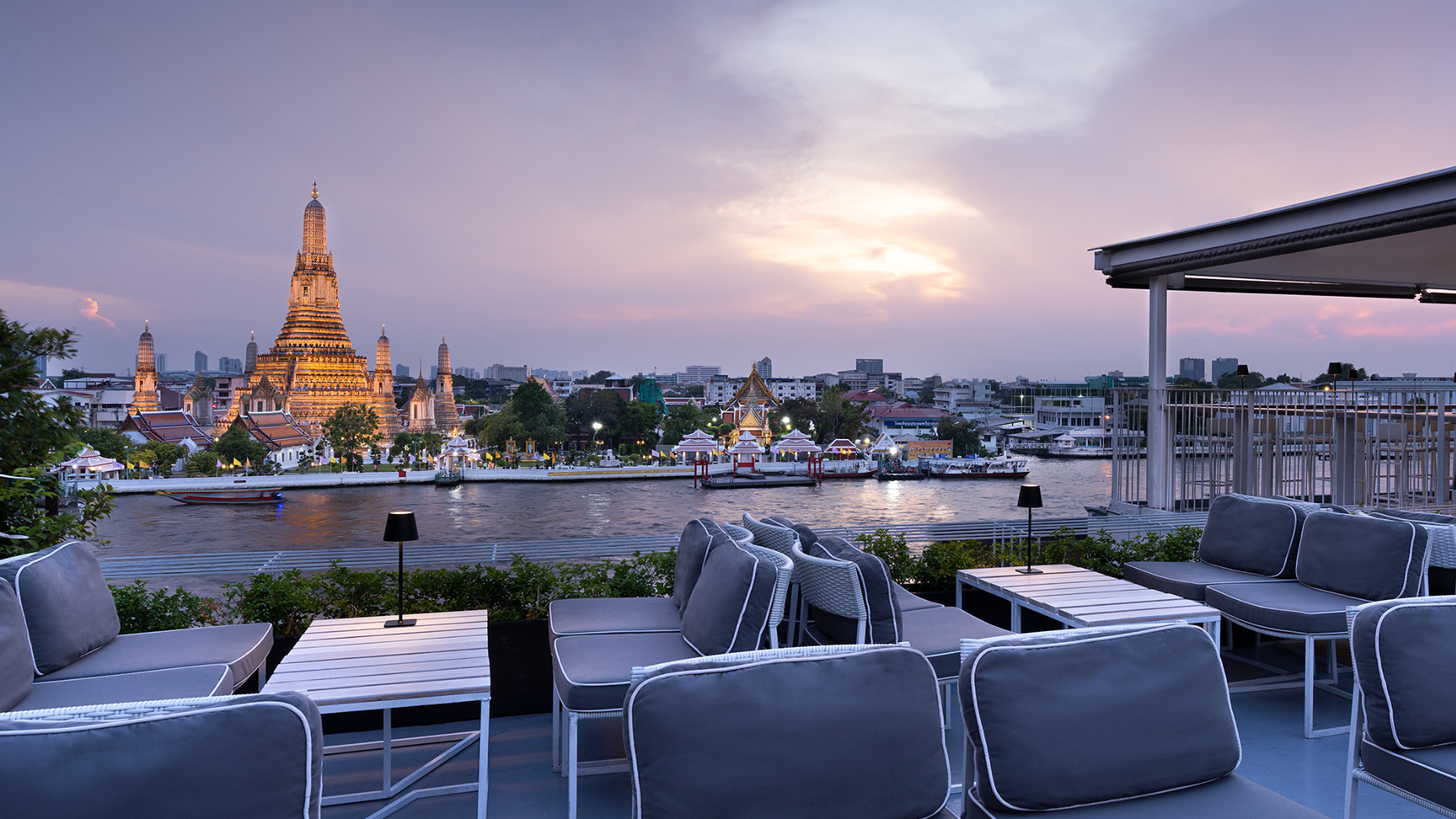 rooftop bar for new year eve countdown sala rattanakosin